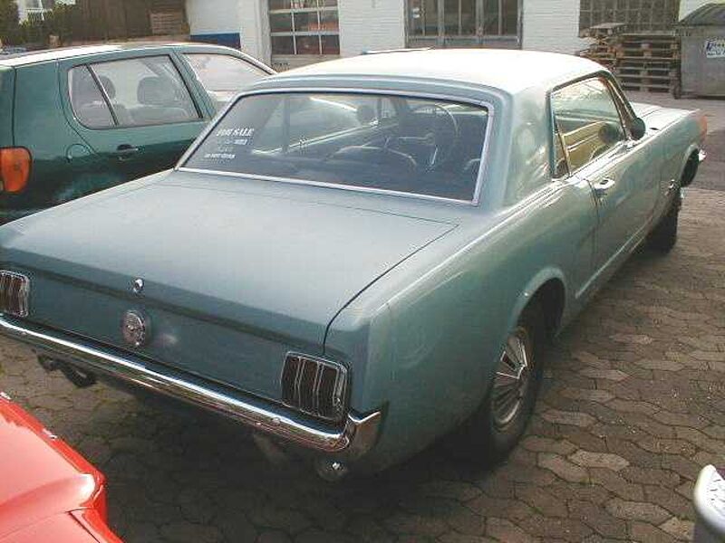 Ford Verkauft : Mustang 1966 Coupe Automatic 6 Zyl.