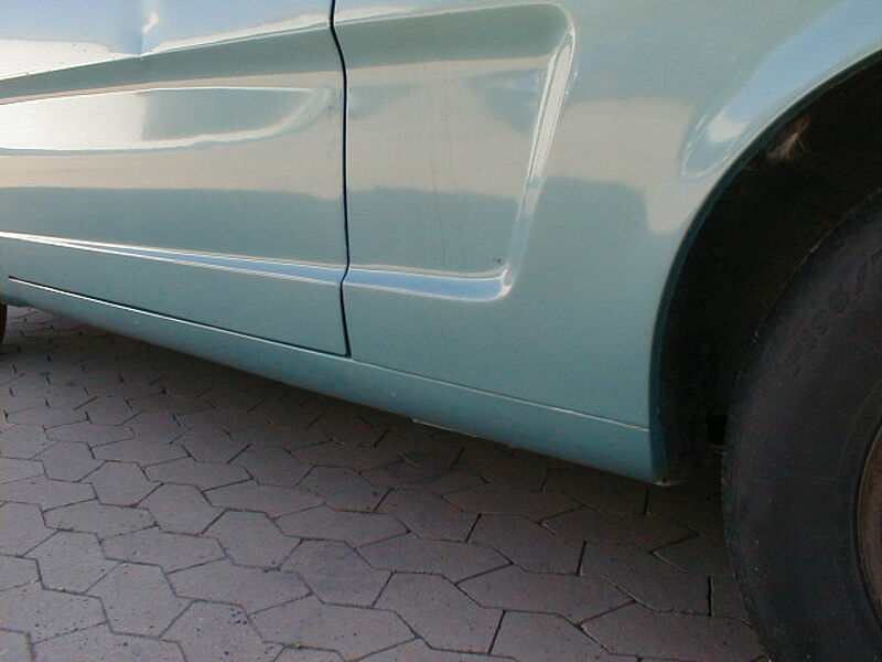 Ford Verkauft : Mustang 1966 Coupe Automatic 6 Zyl.