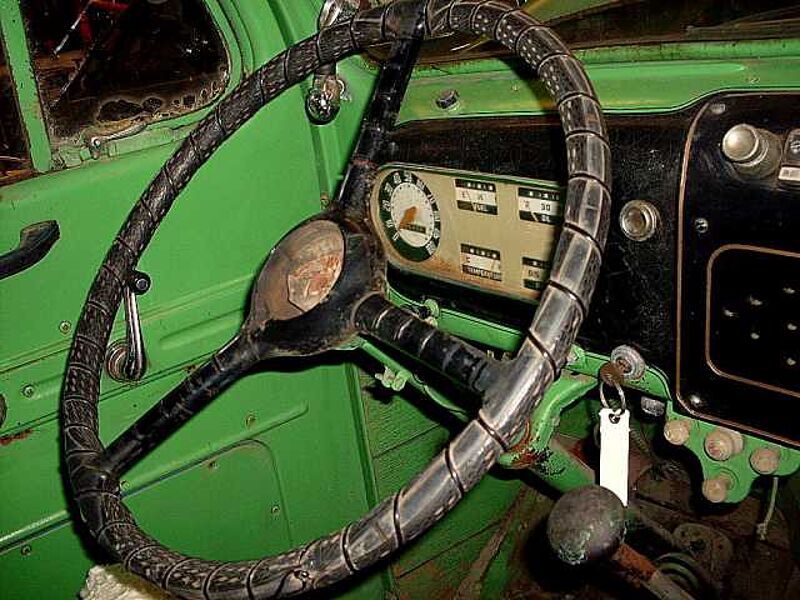 Ford Verkauft : F 1 Pickup V8 1952