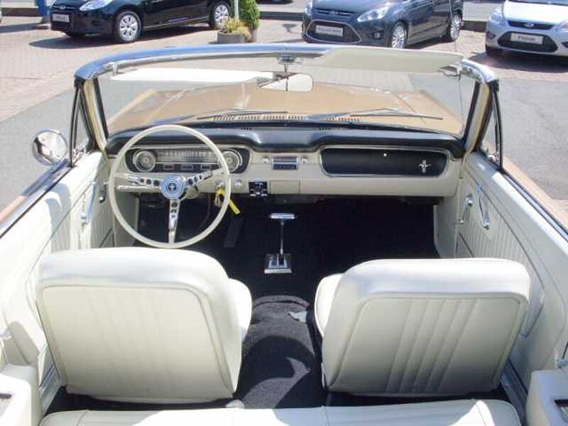 Ford Verkauft : Mustang 1965 Cabrio V8 Automatic