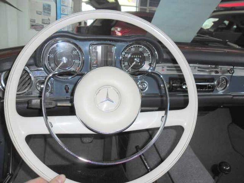 Mercedes-Benz Verkauft : 230 SL W 113 Automatik/1967