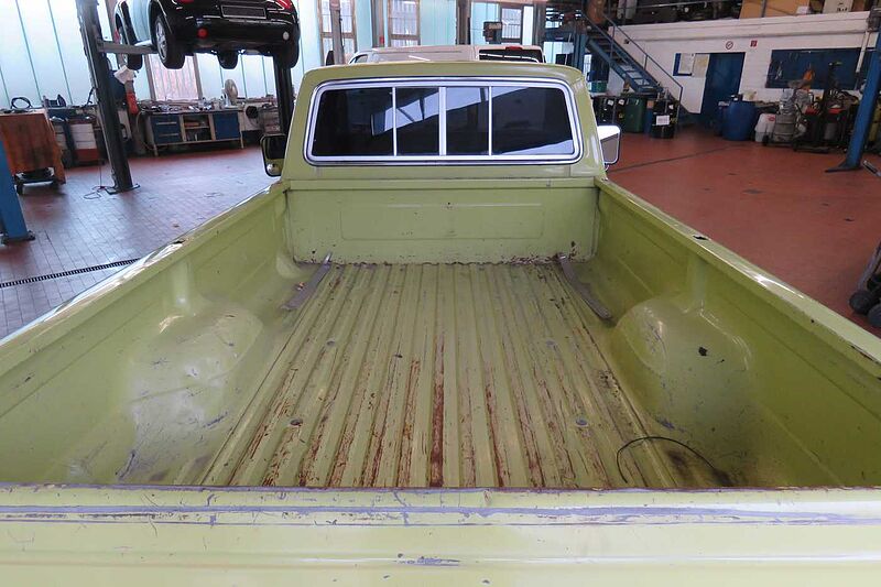 Ford Verkauft : F100 Pick up 1974 Custom V8 Automatic/TÜV