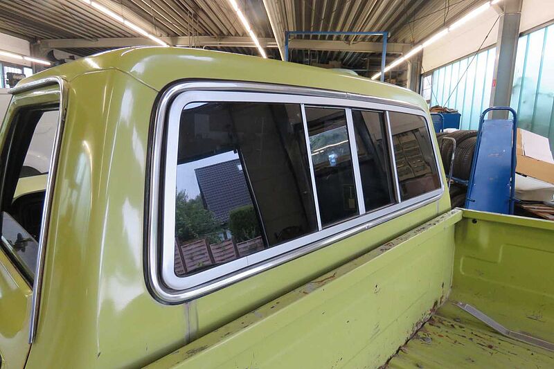 Ford Verkauft : F100 Pick up 1974 Custom V8 Automatic/TÜV