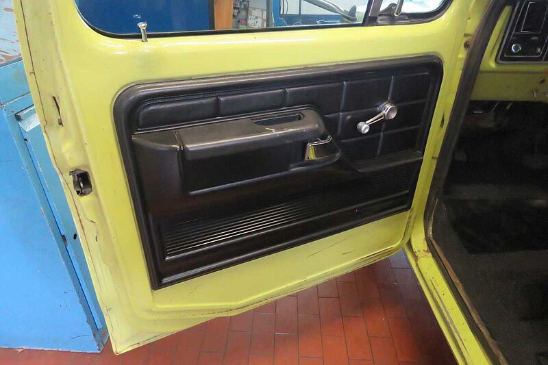 Ford Verkauft : F100 Pick up 1974 Custom V8 Automatic/TÜV