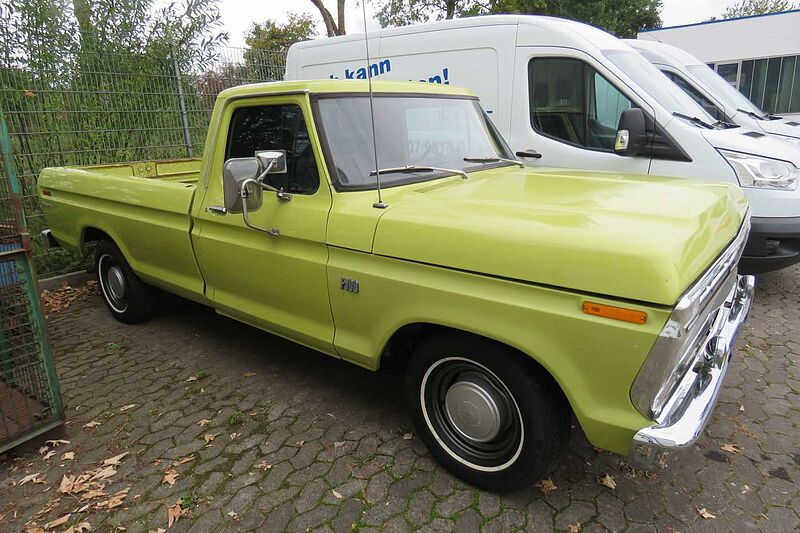 Ford Verkauft : F100 Pick up 1974 Custom V8 Automatic/TÜV