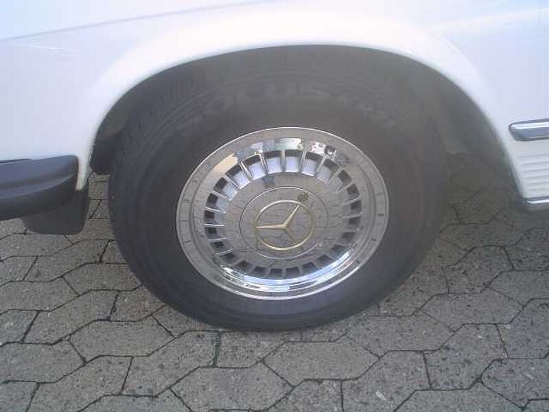 Mercedes-Benz Verkauft : 380 SL W107 Roadster V8 Automatic