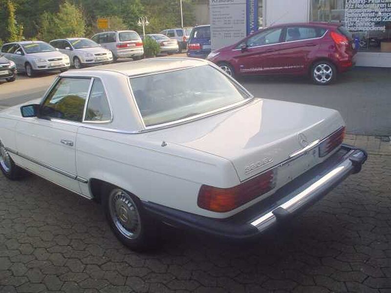 Mercedes-Benz Verkauft : 380 SL W107 Roadster V8 Automatic