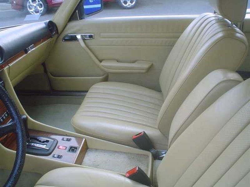 Mercedes-Benz Verkauft : 380 SL W107 Roadster V8 Automatic