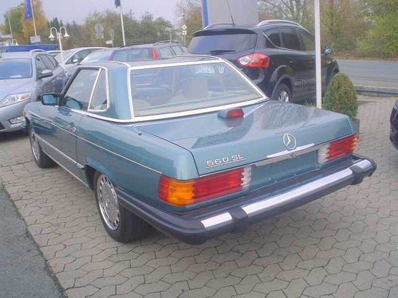 Mercedes-Benz Verkauft : 560 SL W107 Roadster Cabrio V8