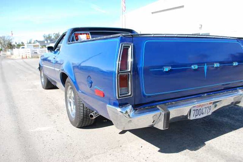 Ford Verkauft : Ranchero GT