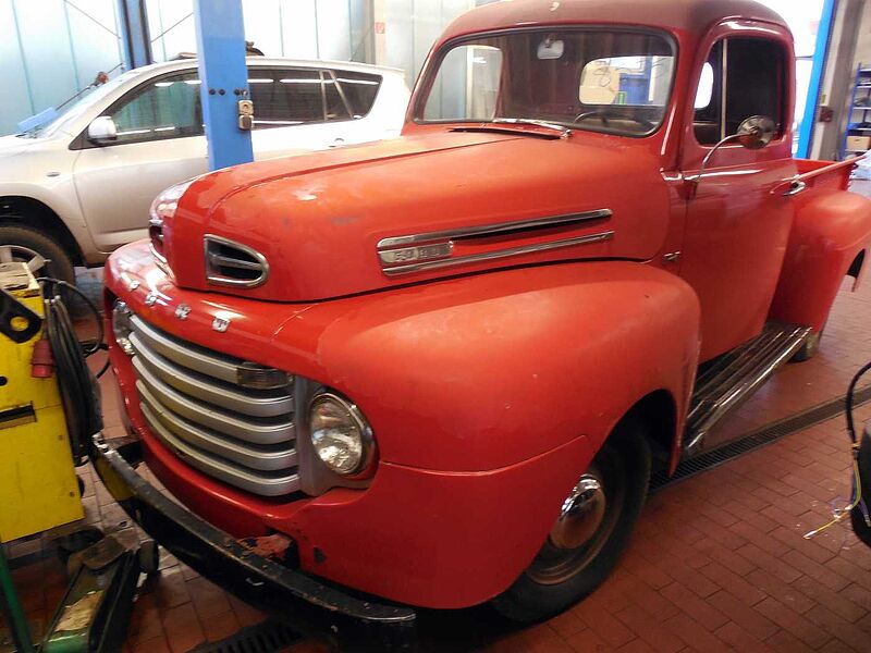 Ford Verkauft : F1 Pickup 1949 Stepside 6 Zyl. Flathead