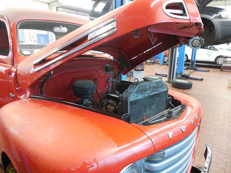 Ford Verkauft : F1 Pickup 1949 Stepside 6 Zyl. Flathead