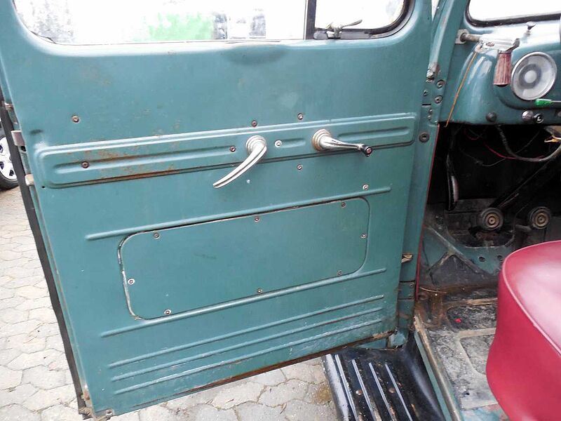 Ford Verkauft : F1 Pickup V8 Flathead 1951 Stepside