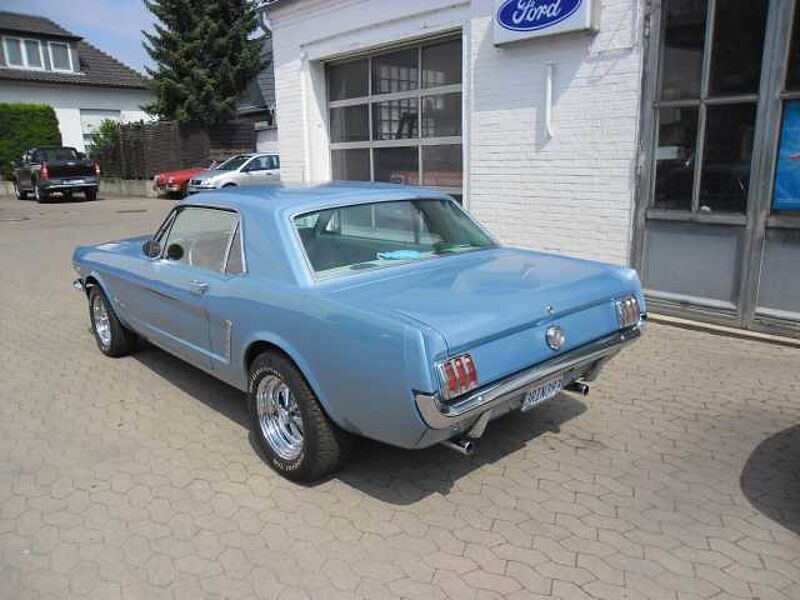 Ford Verkauft : Mustang 1965 V8 Coupe Automatik