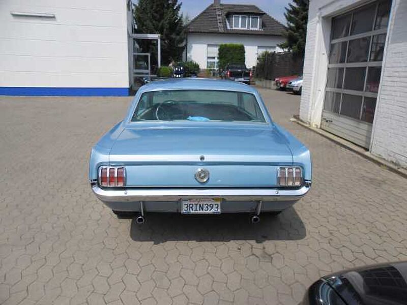Ford Verkauft : Mustang 1965 V8 Coupe Automatik