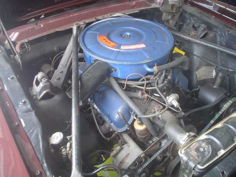 Ford Verkauft : Mustang V8 Cabrio 1965 / elektr. Dach, Ponyinterieur