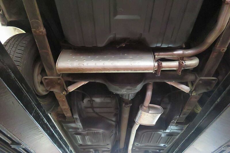 Ford Verkauft : Mustang Coupe 4.7 V8 Automatic