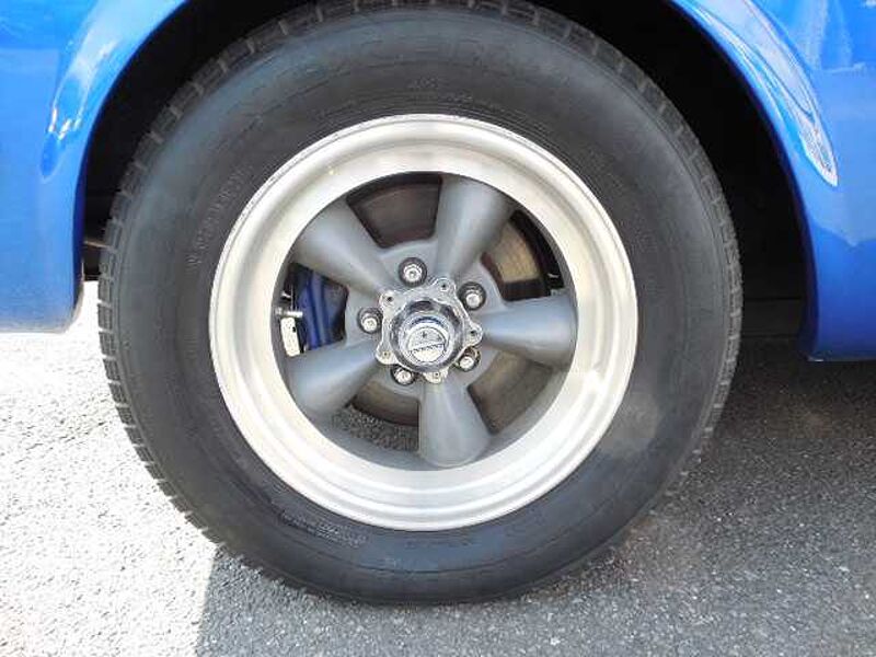 Ford Verkauft : Mustang V8 Coupe 1966 Automatic / Shelby Stripes