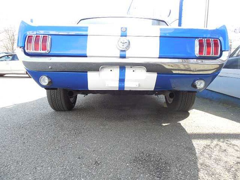 Ford Verkauft : Mustang V8 Coupe 1966 Automatic / Shelby Stripes