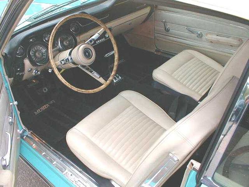 Ford Verkauft : Mustang Cabrio V8/1. Hdn. /elektr. Dach