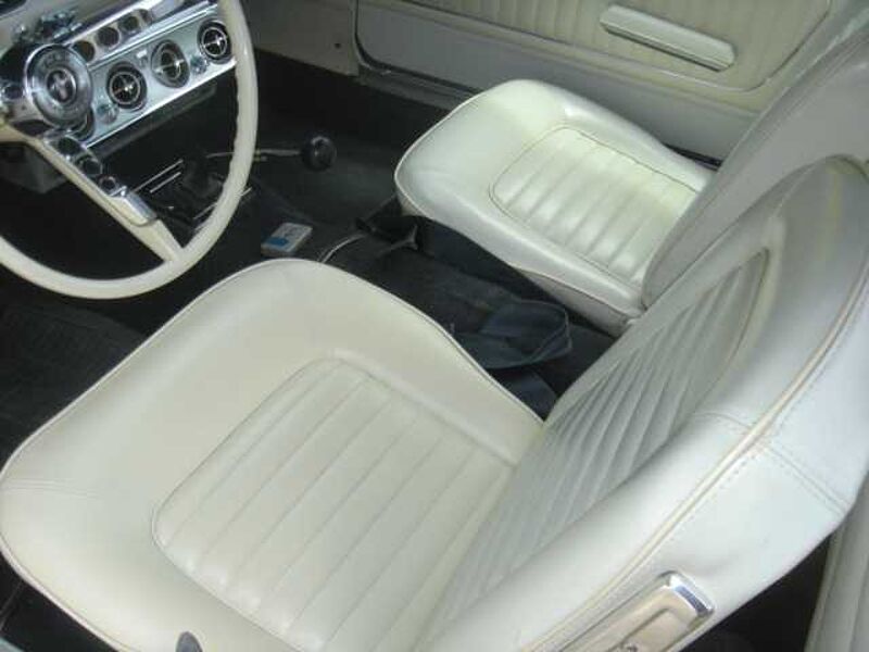 Ford Verkauft : Mustang 1965 V8 Cabrio /Klima, Servo, elektr. Dach,