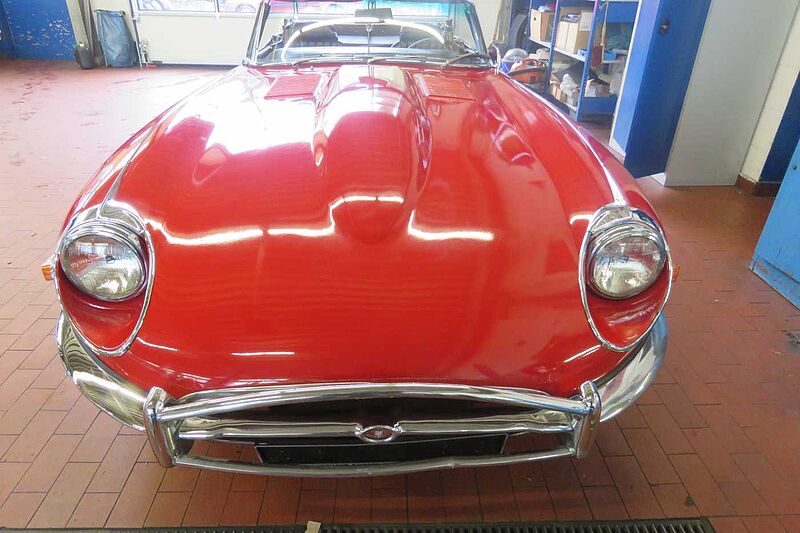 Jaguar Verkauft : E-Typ Roadster XKE 4.2 Ltr. Serie 2