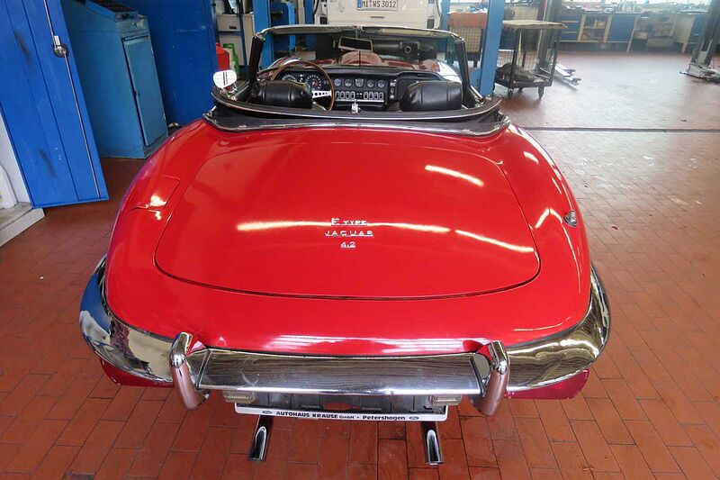 Jaguar Verkauft : E-Typ Roadster XKE 4.2 Ltr. Serie 2
