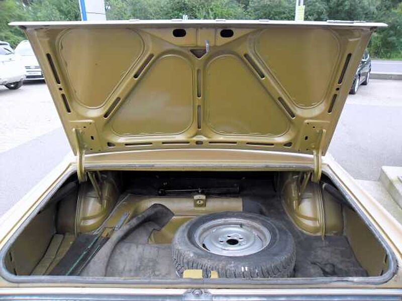 Ford Verkauft : Taunus 20M P7b XL 2300S / 1. Hand