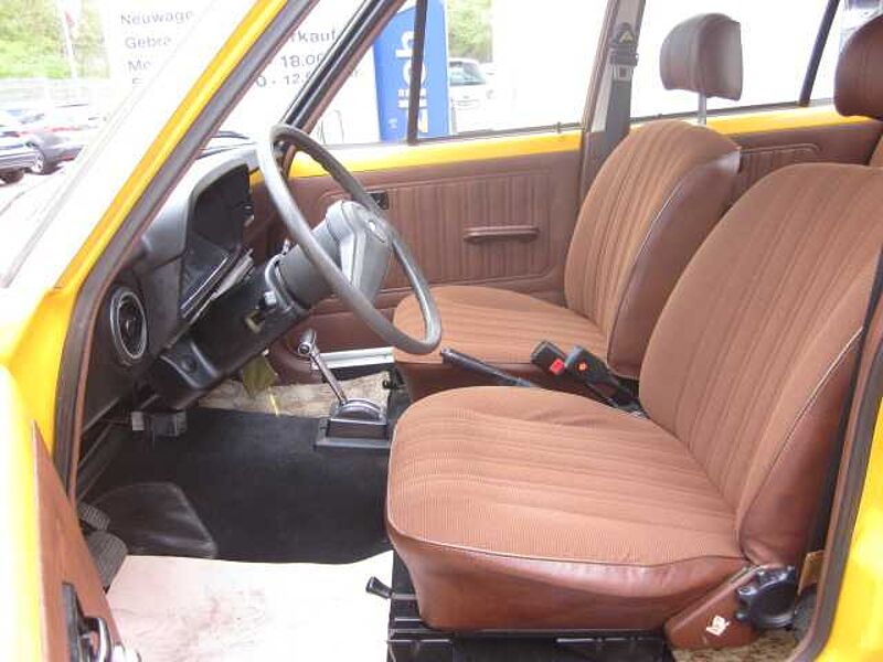 Ford Verkauft : Escort 1.3 L Automatic / 1. Hdn. erst 33 TKM