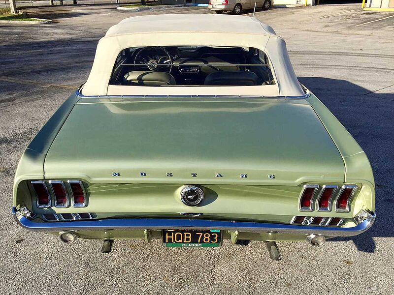 Ford Verkauft : Mustang Cabrio 1967/ 4.7-V8 Automatic/elektr. Dach