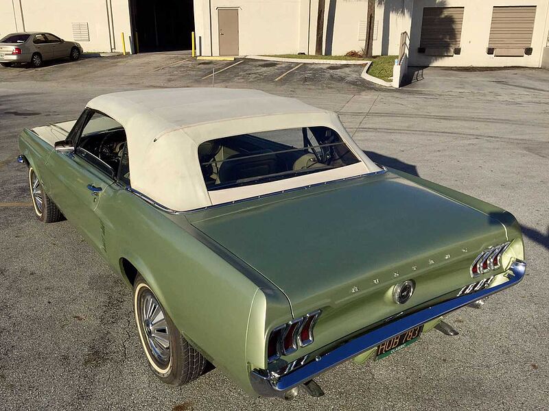 Ford Verkauft : Mustang Cabrio 1967/ 4.7-V8 Automatic/elektr. Dach