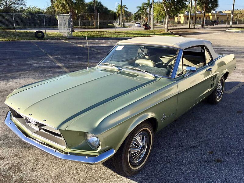 Ford Verkauft : Mustang Cabrio 1967/ 4.7-V8 Automatic/elektr. Dach