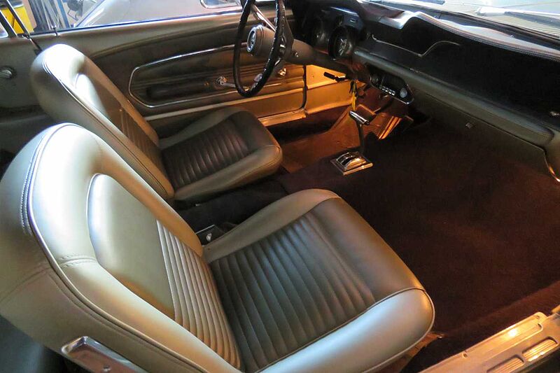 Ford Verkauft : Mustang Cabrio 1967/ 4.7-V8 Automatic/elektr. Dach