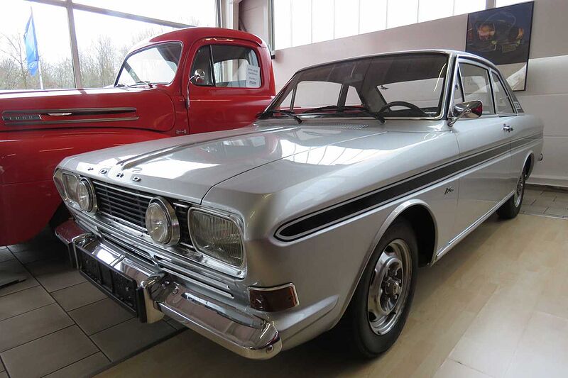 Ford Verkauft : Taunus P6 15M RS Coupe 1970