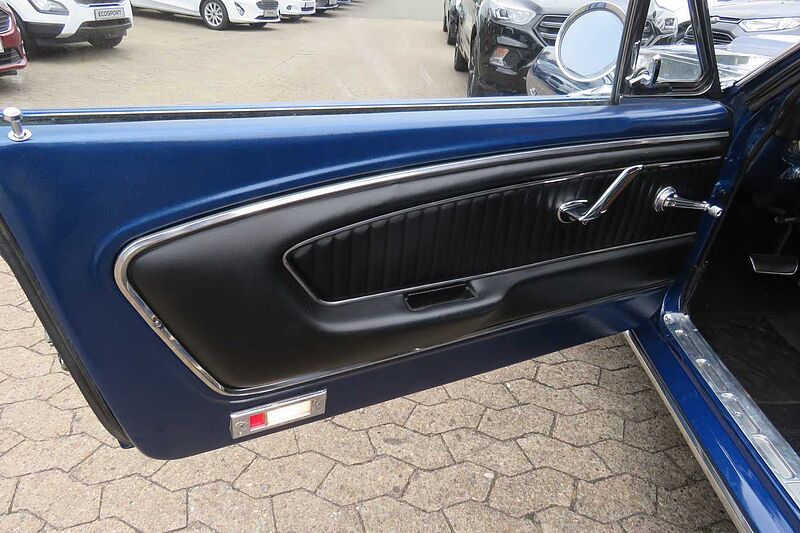 Ford Verkauft : Mustang Coupe V8 1966 Automatic/ Kalifornien