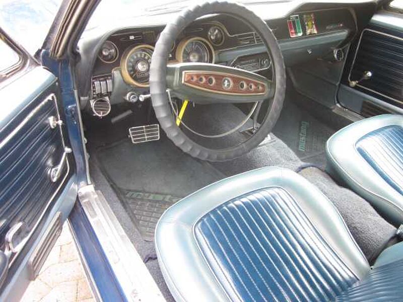Ford Verkauft : Mustang Cabrio 1968 V8 Automatic/elektr. Dach/Klima