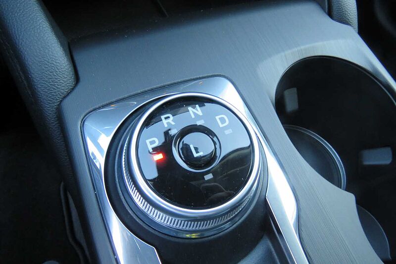 Ford Kuga Automatic TITANIUM Navi -35% AHK 2.1to