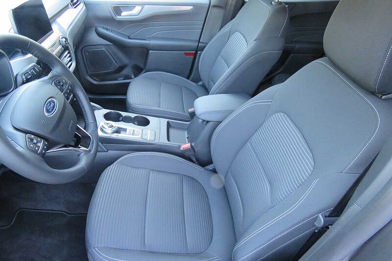 Ford Kuga Automatic TITANIUM Navi -35% AHK 2.1to