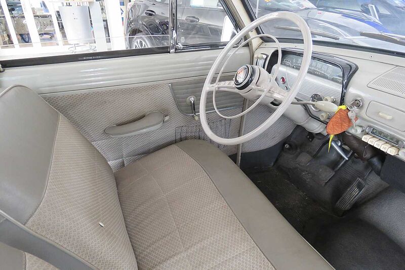 Ford Taunus 15M de Luxe 1957 2. Hdn. 29TKM Faltdach