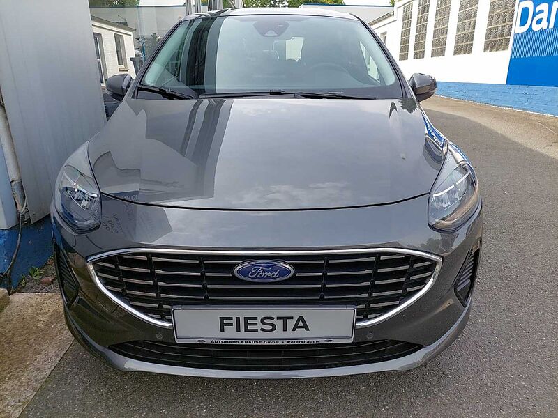 Ford Fiesta 1.1 TITANIUM Navigation RF-Kam.