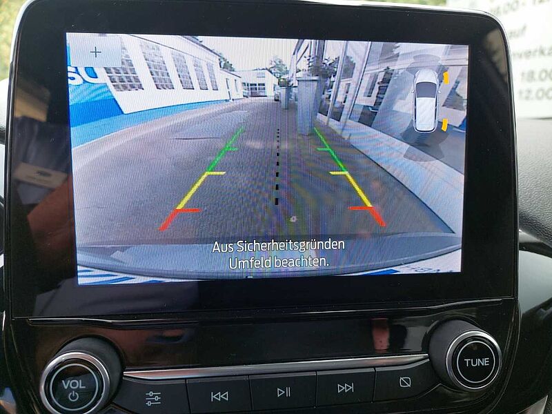 Ford Fiesta 1.1 TITANIUM Navigation RF-Kam.