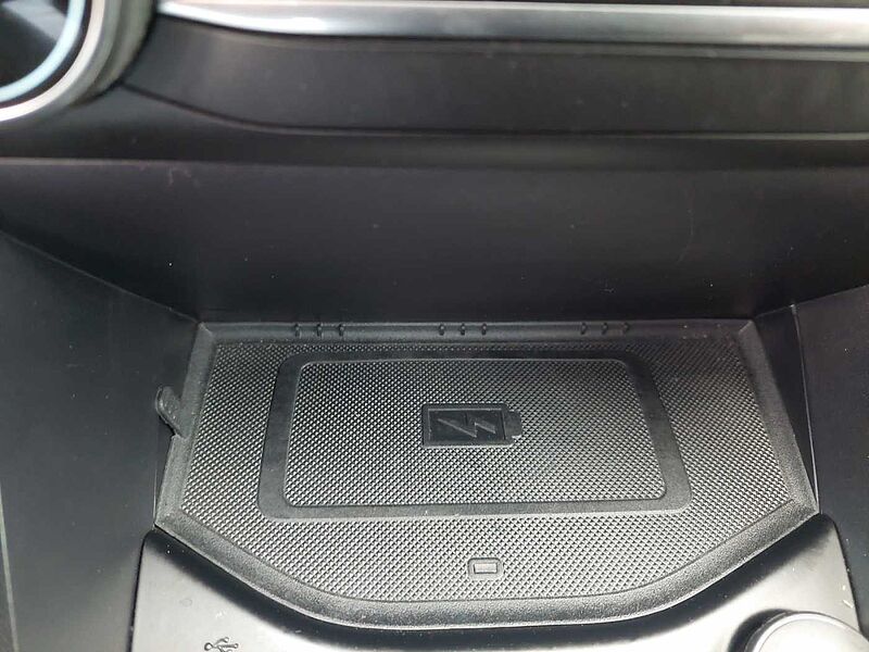 Ford Fiesta 1.1 TITANIUM Navigation RF-Kam.