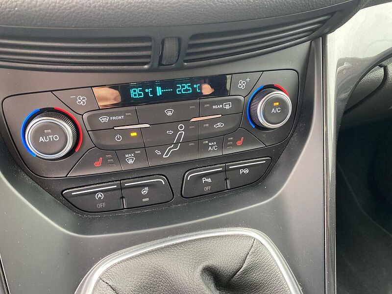 Ford C-Max Titanium/Navigation 23TKM