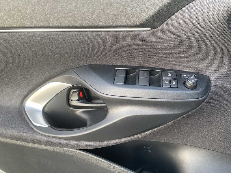 Toyota Yaris Cross Automatic Hybrid 11TKM