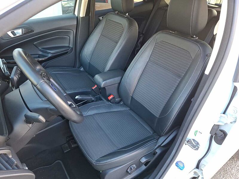 Ford EcoSport Titanium Navi 43TKM AHK