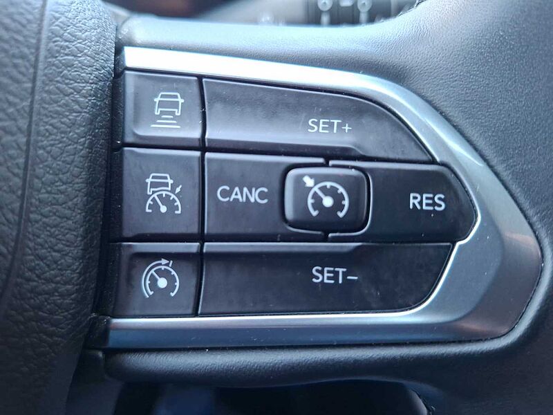 Jeep Compass 1.6 Multijet Night Eagle 1.Hd 28 tkm AHK