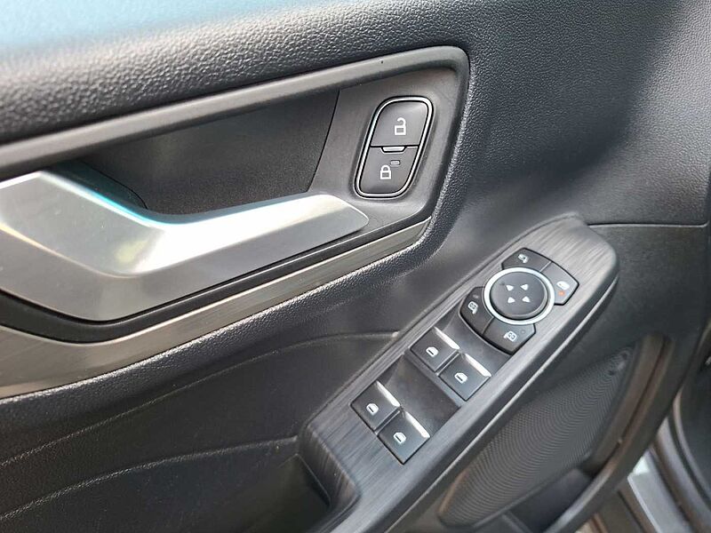 Ford Kuga PHEV TITANIUM Navi AHK RFK