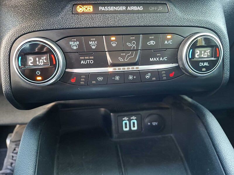 Ford Kuga PHEV TITANIUM Navi AHK RFK