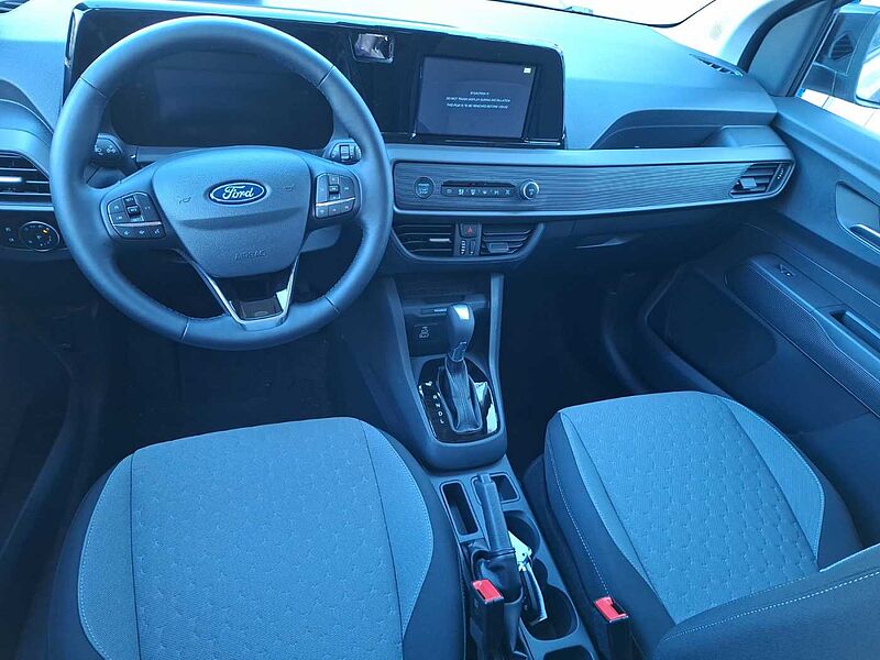 Ford Tourneo Courier Titanium Automatic