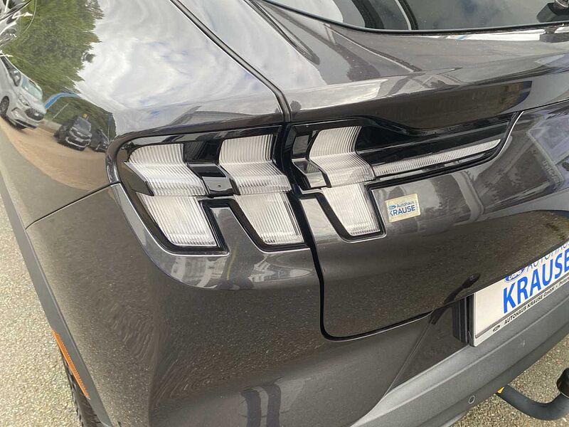 Ford MACH-E Extended Range 99KWH Pano 24TKM AHK